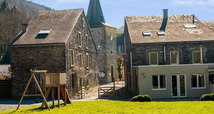 Rustic Holiday Home in Vresse-sur-Semois near Center