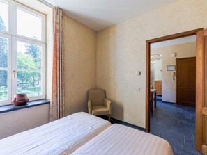 House | 1 bedroom, individually furnished, bed sheets - Lovely Apartment in Aywaille near River (Aywaille)