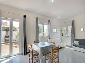 Dining - Comfy Holiday Home in Porto Palo With Garden (Portopalo di Capo Passero)