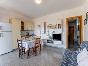 Apartment | Living room - Restful Apartment in Cala Gonone with Balcony near Sea Beach (Dorgali)