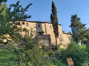 Exterior - Tuscan Farmhouse in Volterra With Garden (Volterra)