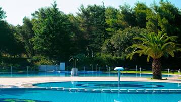Chalet | Pool | Outdoor pool