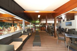 Chalet | Outdoor dining