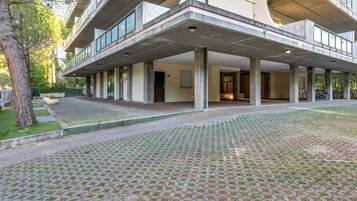 Apartment | Exterior