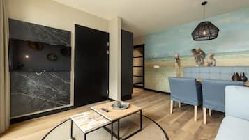 Apartment | Living room | TV