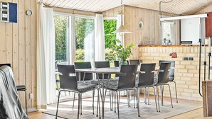 Dining - 8 Person Holiday Home in Spøttrup (Spøttrup)