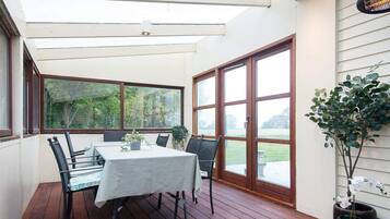 Nhà | Khu ăn uống