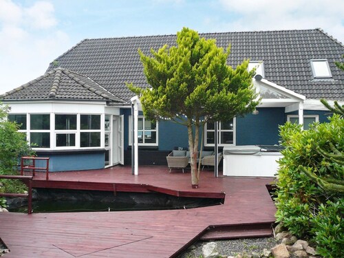 10 Person Holiday Home in Aalestrup