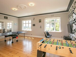 House | Games room