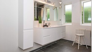 Bathroom - 5 Person Holiday Home in Odder (Odder)