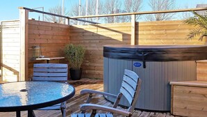Outdoor dining - Holiday Home in Göteborg (Gothenburg)