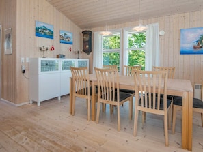 Dining - Holiday Home in Glesborg (Glesborg)