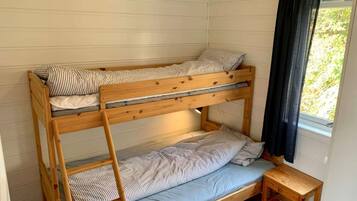 House | 3 bedrooms, individually furnished