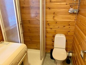 House | Bathroom | Bathtub - 6 Person Holiday Home in Bomlo (Bomlo)