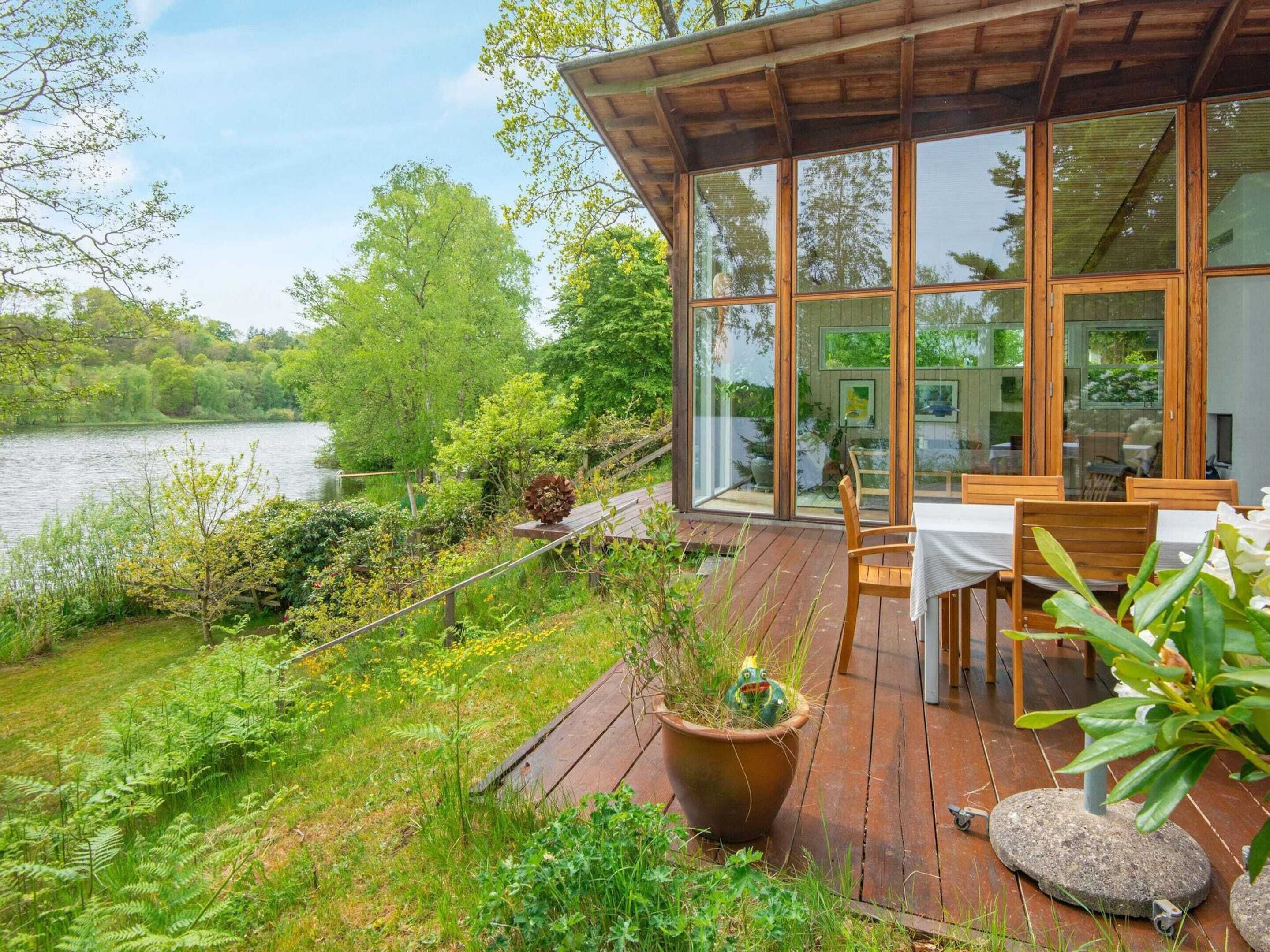 House | Water view