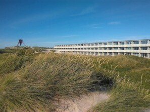 House | Exterior - Holiday Home in Blokhus (Blokhus)