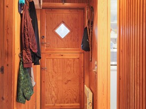 2 bedrooms, cribs/infant beds - 6 Person Holiday Home in Græsted (Graested)
