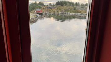 2 bedrooms, individually furnished