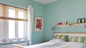 2 bedrooms, individually furnished, bed sheets - 6 Person Holiday Home in Strömstad (Stromstad)