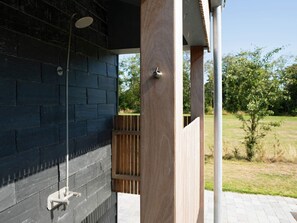 House | Bahagian luar