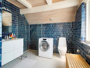 House | Bathroom