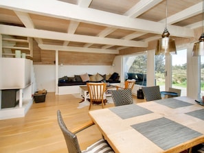 House | Dining
