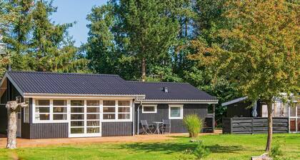 6 Person Holiday Home in Grenaa