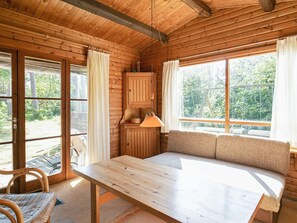 Living area - Retro Beach Retreat in Gedesby (Gedser)