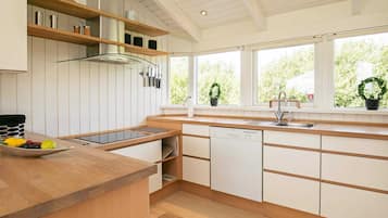 Hus | Eget kjøkken | Høy barnestol