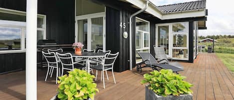 الإطلالة من المنشأة