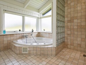 House | Spa treatment