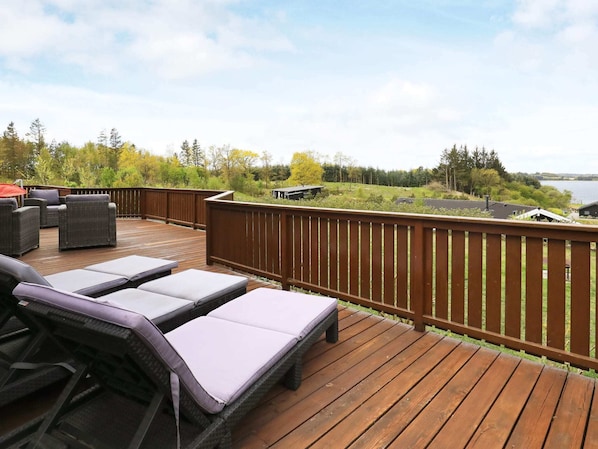 House | Water view