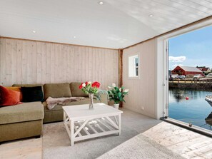 House | Living area - 7 Person Holiday Home in Bud (Hustadvika)