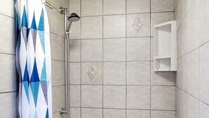 Bathroom - Holiday Home in Dannemare (Dannemare)