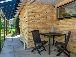 House | Outdoor dining