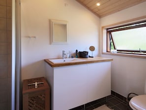 Bathtub