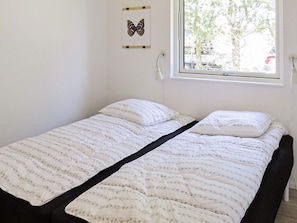 4 bedrooms