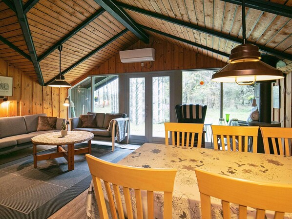 Dining - 6 Person Holiday Home in Lokken (Lokken)