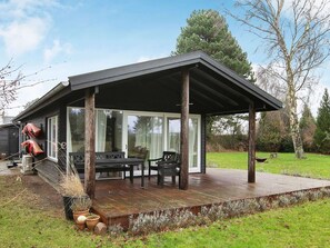 Balcony - 6 Person Holiday Home in Karrebæksminde (Karrebæksminde)