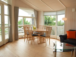 House | Dining