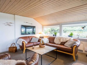 Living area - 6 Person Holiday Home in Blavand (Blavand)