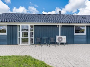 House | Property amenity - 6 Person Holiday Home in Hemmet (Hemmet)