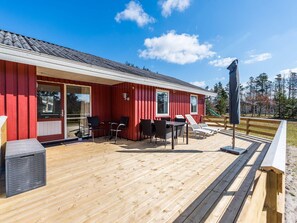 House | Exterior