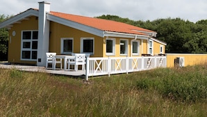 Exterior - 3 Person Holiday Home on a Holiday Park in Fanø (Fano)