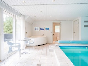 Pool - 8 Person Holiday Home on a Holiday Park in Blåvand (Blavand)