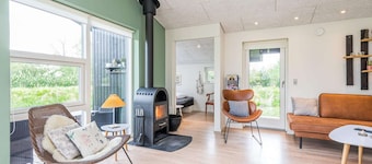 6 Person Holiday Home in Oksbol
