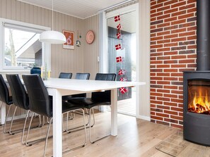 House | Dining