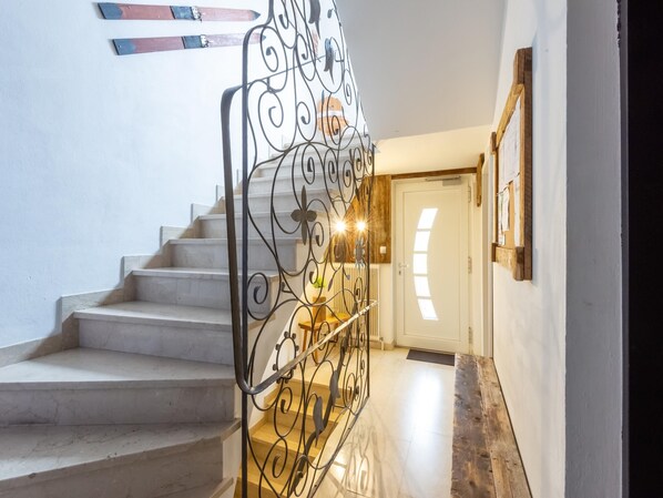 Apartment | Interior