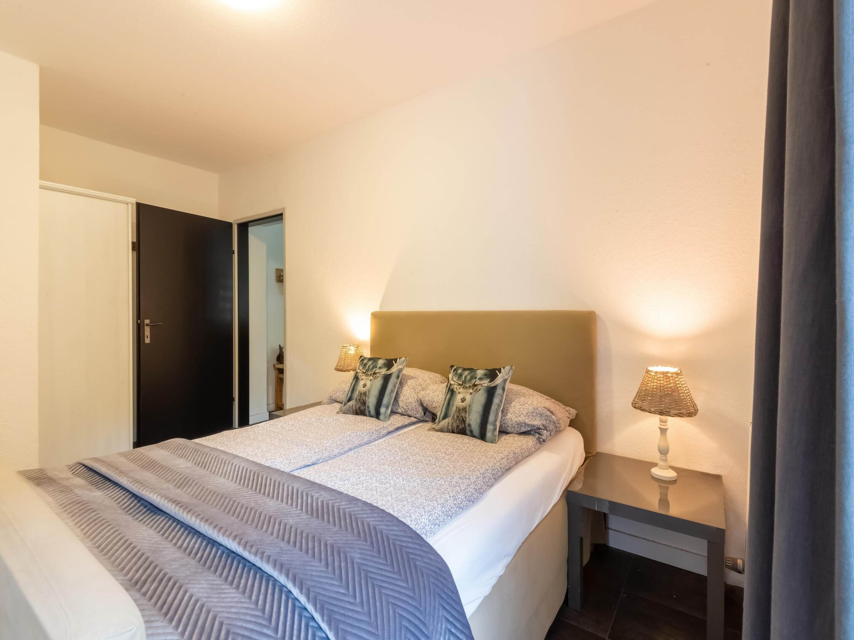 Apartment | 1 bedroom, individually furnished, bed sheets