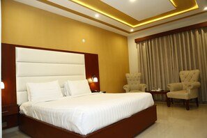 Deluxe Double Room - Ilva Hotel (Lahore)